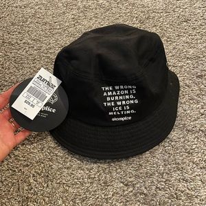 Zumiez bucket hat